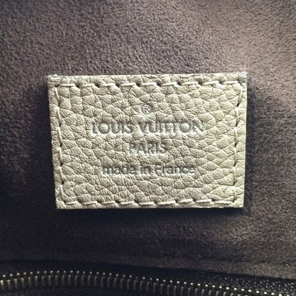 Louis Vuitton Monogram Mahina Babylon Chain BB Shoulder Bag - Picture 9 of 9